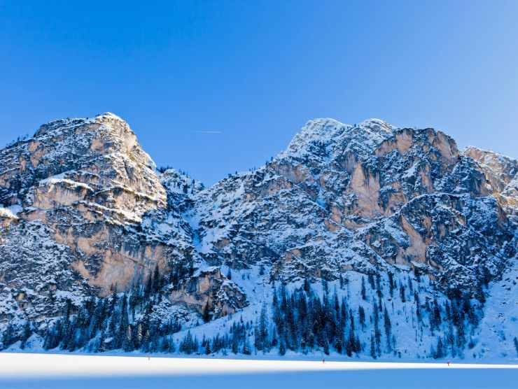 veduta del lago di braies